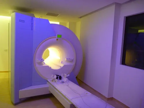 Magnetresonanztomographie - Röntgenpraxis Tränsberg